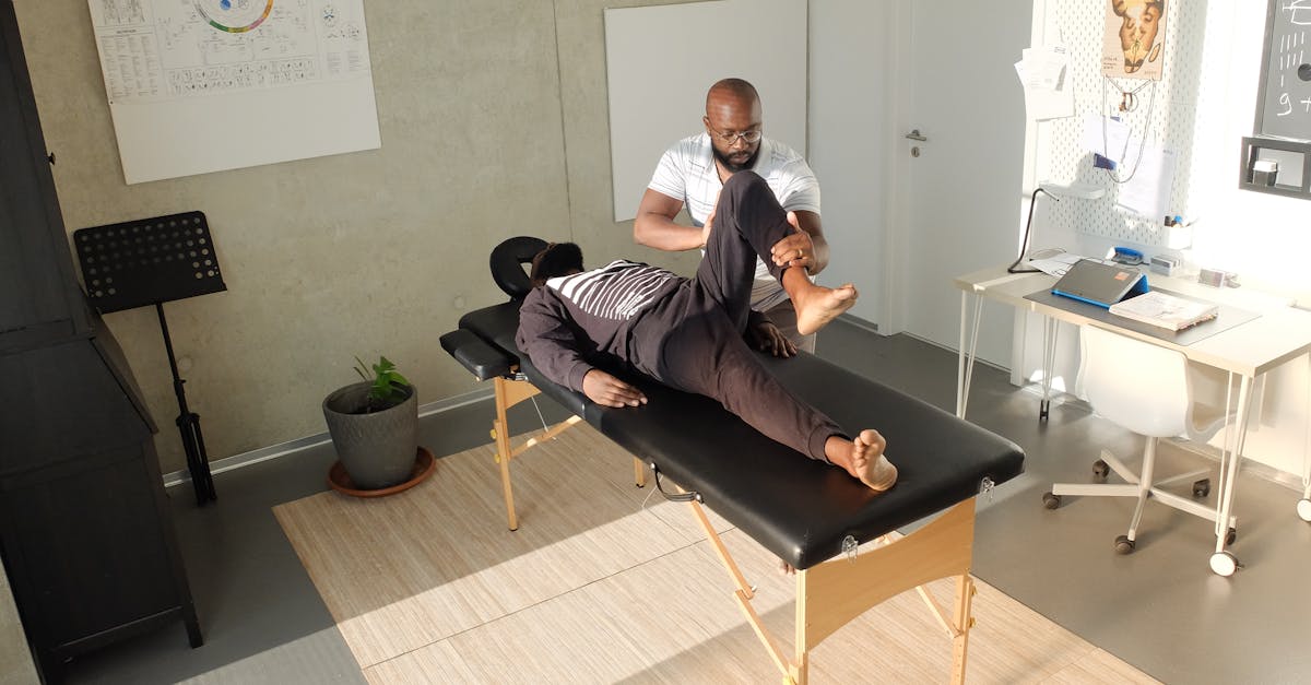 How does chronic pain affect the brain?